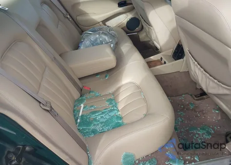 2000 Jaguar Xj8 from USA, damaged, VIN SAJDA14CXYLF17314